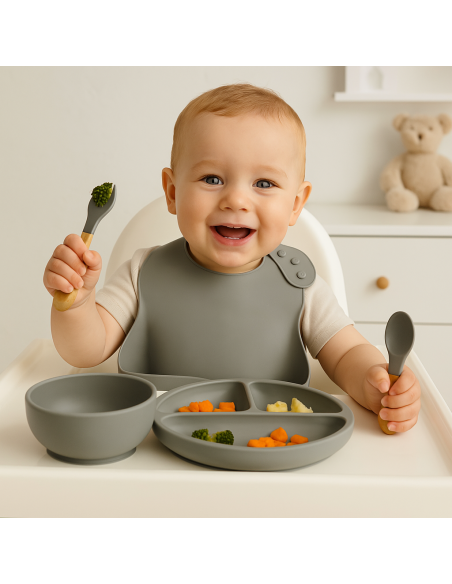 Silicone Tableware + Personalized Winter Fleece Blanket| Practical and Stylish Newborn Gift