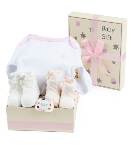Gift Box with Bodysuit, Pacifier & Socks – Practical & Personalized Baby Set