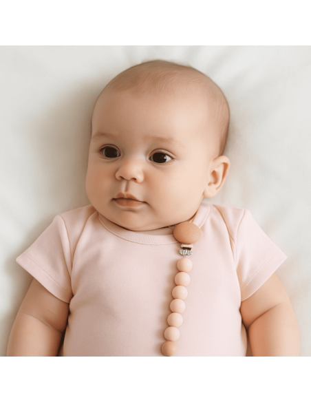 Gift Box with Bodysuit, Pacifier, Teether and Clip – Stylish Baby Gift Set