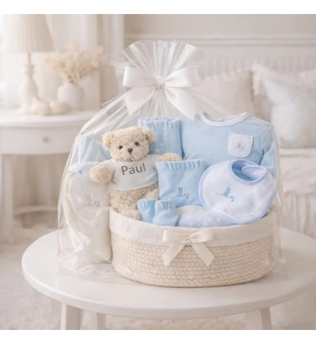 Essential Classic Baby Hamper | Elegant & Complete Gift – Bebedeparis.com