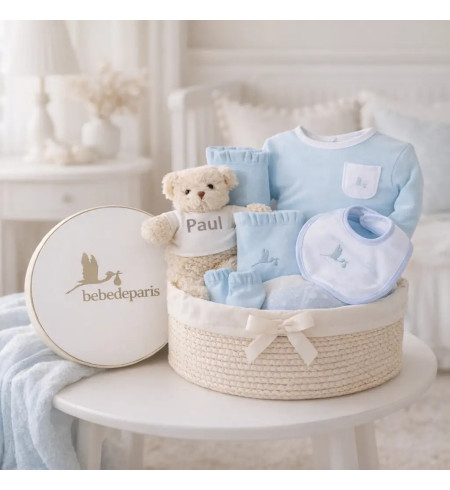 Essential Classic Baby Hamper | Elegant & Complete Gift – Bebedeparis.com