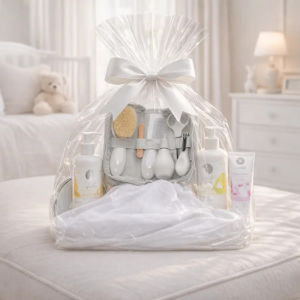 Cosmetic Set and Personalized Muslin Cloth | Elegant Newborn Gift