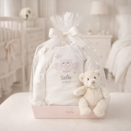 Teddy bear and personalised bodysuit with baby’s name 2