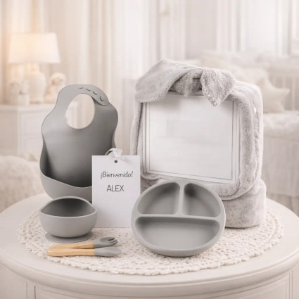 Silicone Tableware + Personalized Winter Fleece Blanket| Practical and Stylish Newborn Gift 2