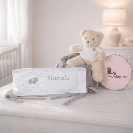 Personalized Baby Gift Set with Cushion | Unique Newborn Gift – Bebedeparis.com 2